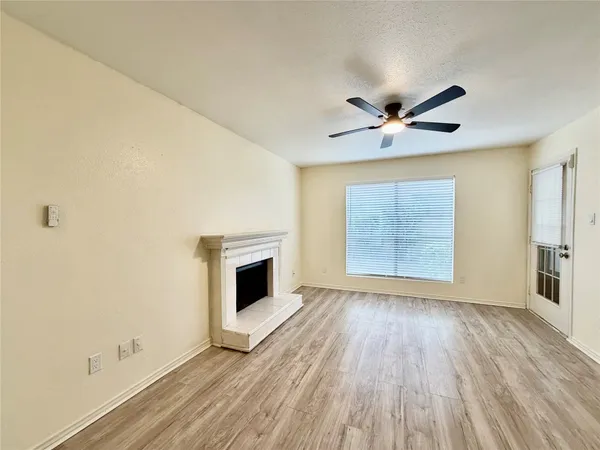 $1,000 | 2120 Wilcrest Drive, Unit 121, Houston, TX 77077
