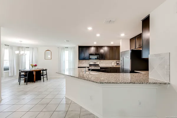$1,900 | 14667 Semele View, San Antonio, TX 78245