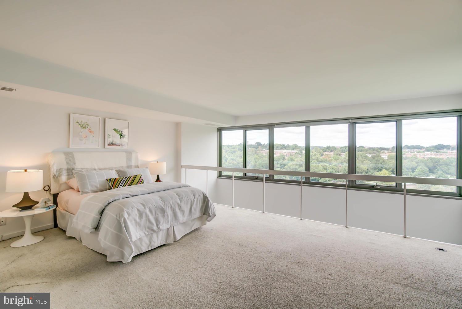 2501 M Street Northwest, Unit 722 Washington, DC 20037 - Photo 18 of 39 King-size Bedroom with sky views