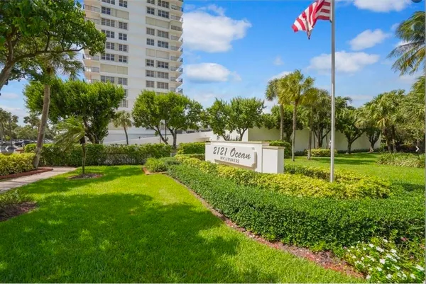 $3,300 | 2121 North Ocean Boulevard, Unit 405E, Boca Raton, FL 33431