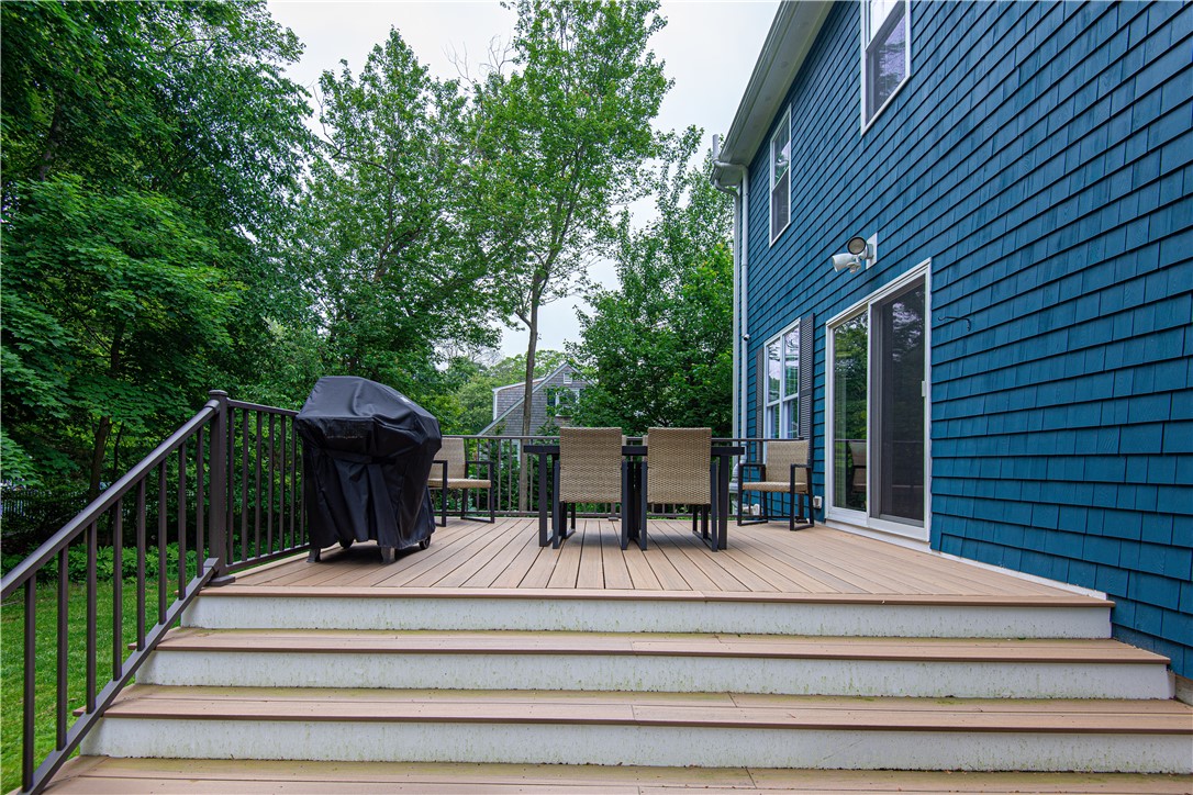 34 Washington Road Barrington, RI 02806 - Photo 15 of 44