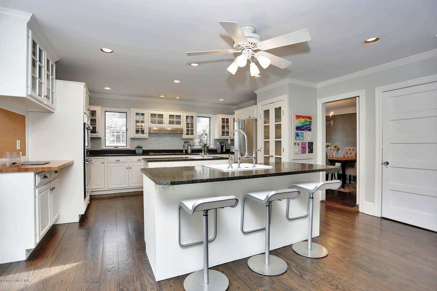 30 Chapel Lane Riverside, CT 06878 - Photo 11 of 37 Kitchen w built-in pantry