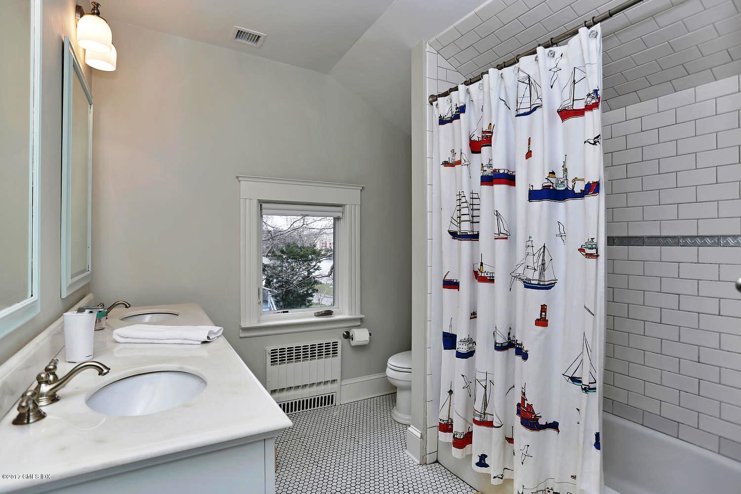 30 Chapel Lane Riverside, CT 06878 - Photo 19 of 37 2nd Fl bath with two sinks