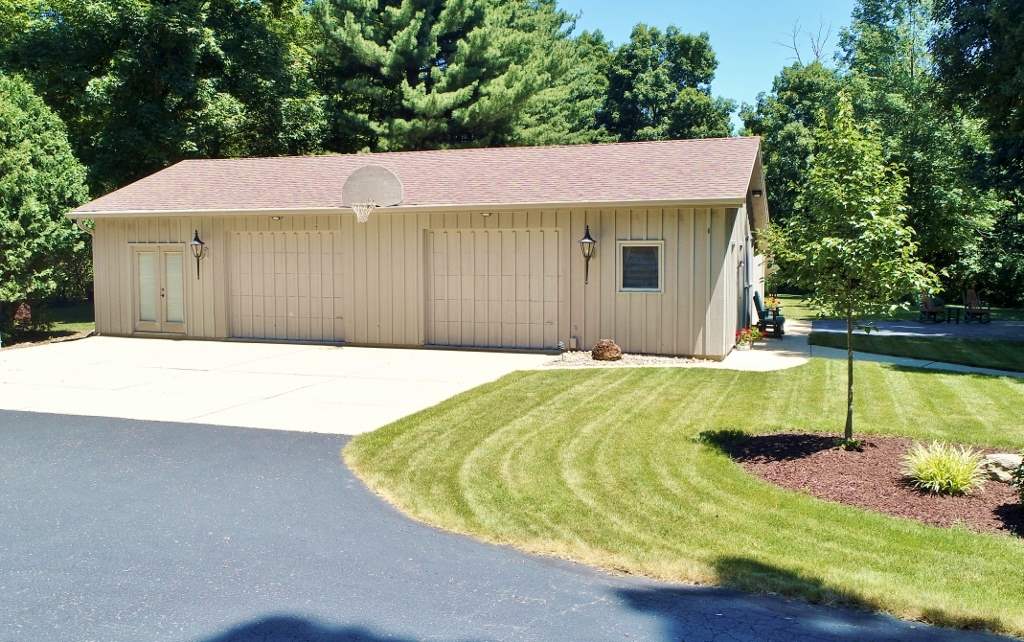 13030 Tonkel Road Fort Wayne, IN 46845 - Photo 11 of 34