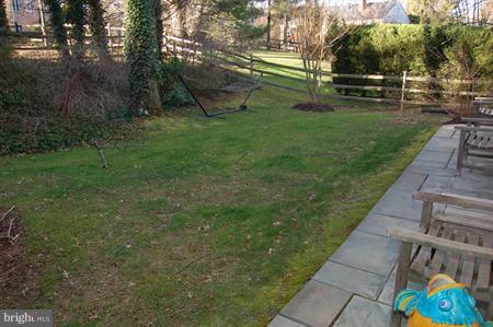 10 Over Ridge Court Potomac, MD 20854 - Photo 2 of 28 Exterior (Rear)