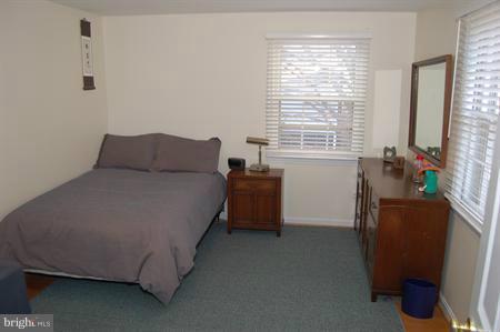 10 Over Ridge Court Potomac, MD 20854 - Photo 19 of 28 Bedroom