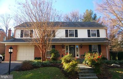 10 Over Ridge Court Potomac, MD 20854 - Photo 28 of 28 Exterior (Front)