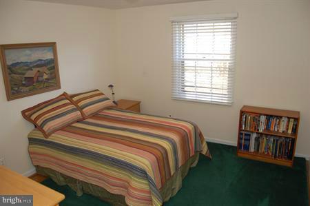 10 Over Ridge Court Potomac, MD 20854 - Photo 7 of 28 Bedroom