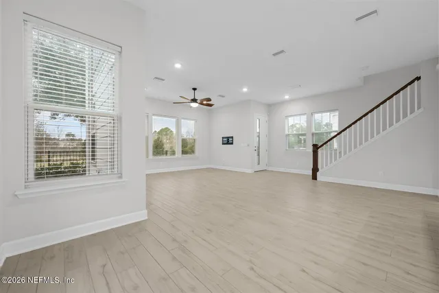 $3,275 | 7400 Beach Walk Place, Jacksonville, FL 32256