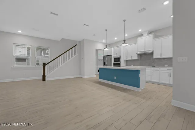 $3,275 | 7400 Beach Walk Place, Jacksonville, FL 32256