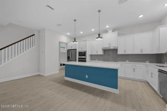 $3,275 | 7400 Beach Walk Place, Jacksonville, FL 32256