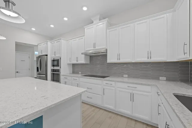 $3,275 | 7400 Beach Walk Place, Jacksonville, FL 32256