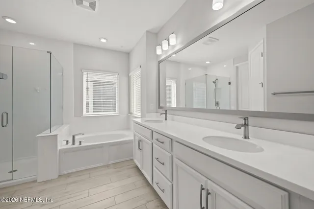 $3,275 | 7400 Beach Walk Place, Jacksonville, FL 32256