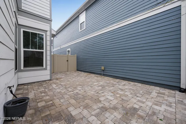 $3,275 | 7400 Beach Walk Place, Jacksonville, FL 32256