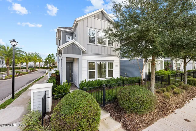 $3,275 | 7400 Beach Walk Place, Jacksonville, FL 32256