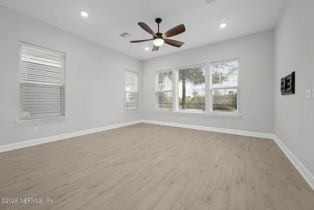 $3,275 | 7400 Beach Walk Place, Jacksonville, FL 32256