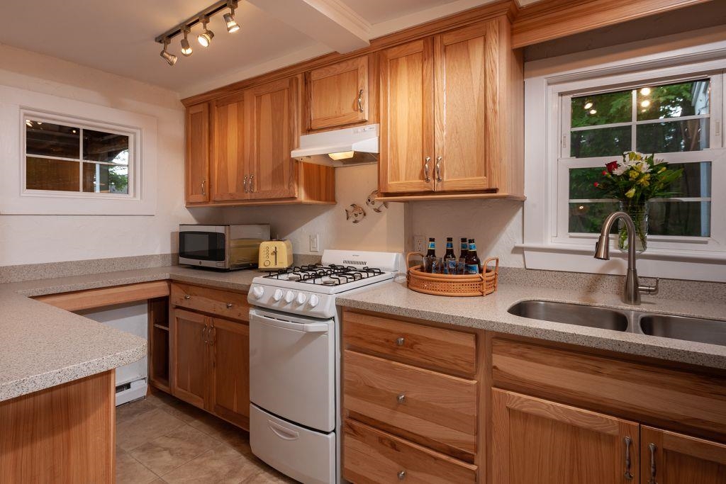1627 Post Road, Unit 4 Wells, ME 04090 - Photo 15 of 21 Gallery Image 15