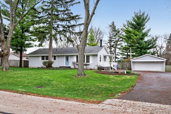 $599,000 | 270 South Ott Avenue, Glen Ellyn, IL 60137