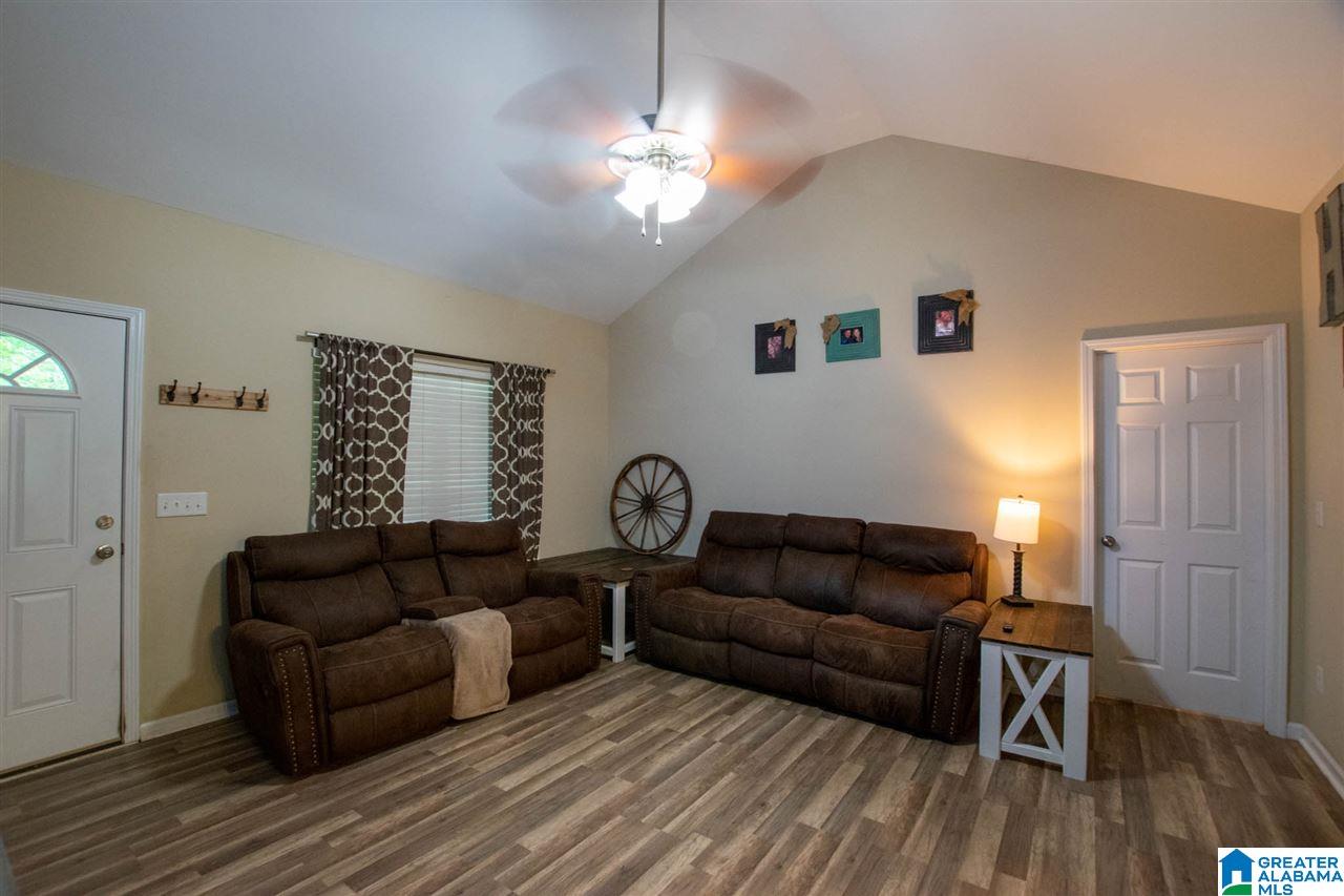 296 Briarfield Road Warrior, AL 35180 - Photo 5 of 34