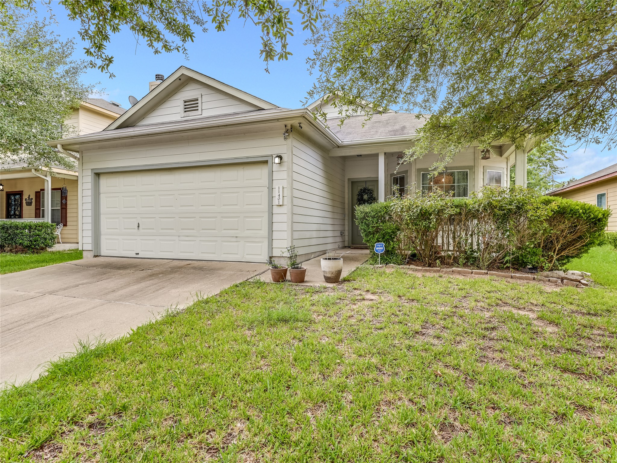 11401 Dimmitt Street Manor, TX 78653 - Photo 2 of 23 front view of a house with a yard