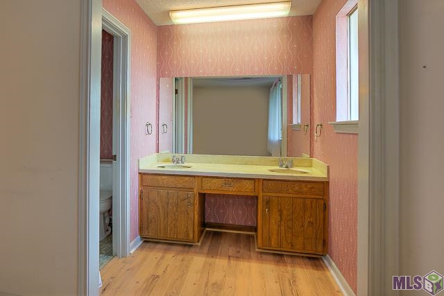 4614 Highland Road Baton Rouge, LA 70808 - Photo 13 of 24 Bathroom Master