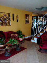 1352 Kenton Road Baltimore, MD 21234 - Photo 5 of 28 Living Room