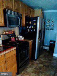 1352 Kenton Road Baltimore, MD 21234 - Photo 10 of 28 Kitchen