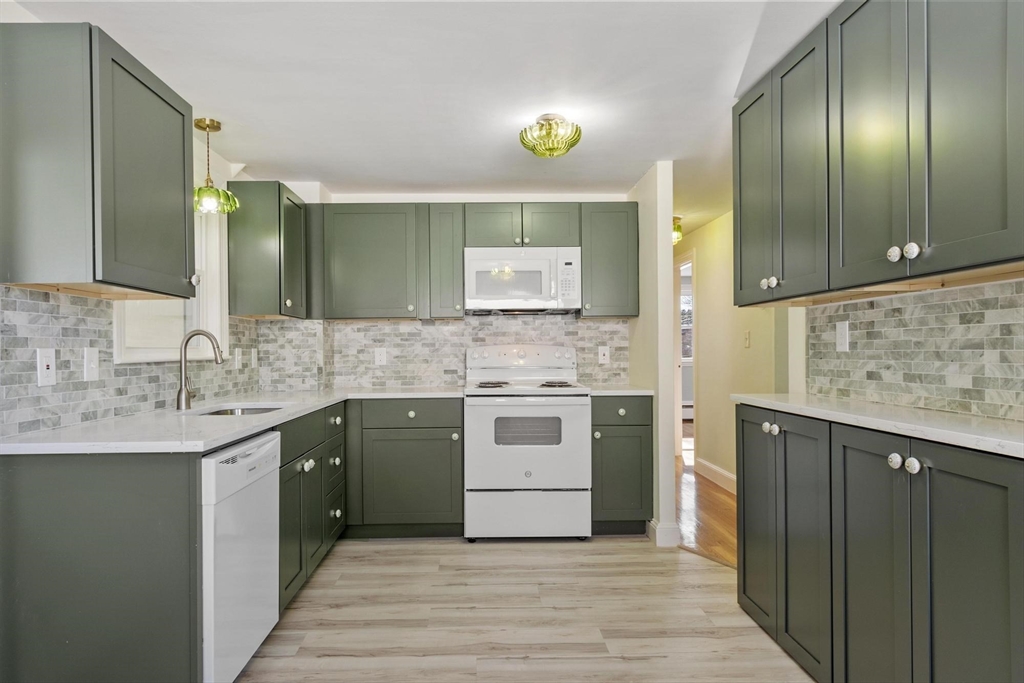 175 Jenness Street Lynn, MA 01904 - Photo 12 of 32