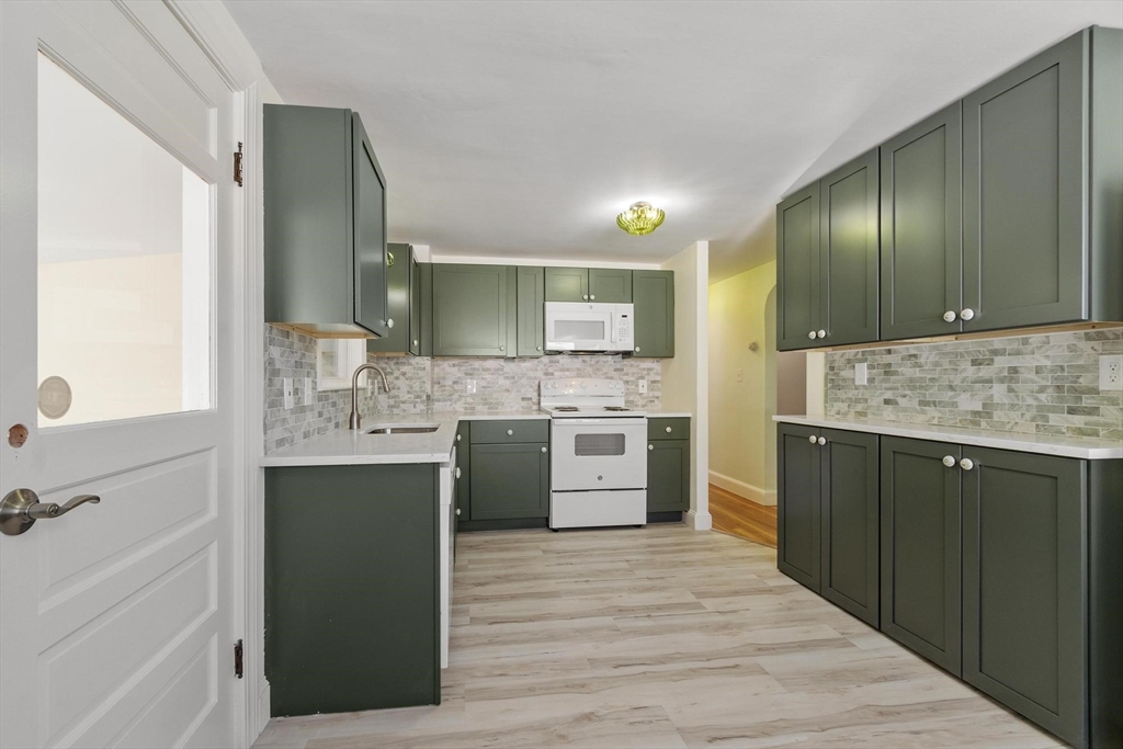 175 Jenness Street Lynn, MA 01904 - Photo 17 of 32