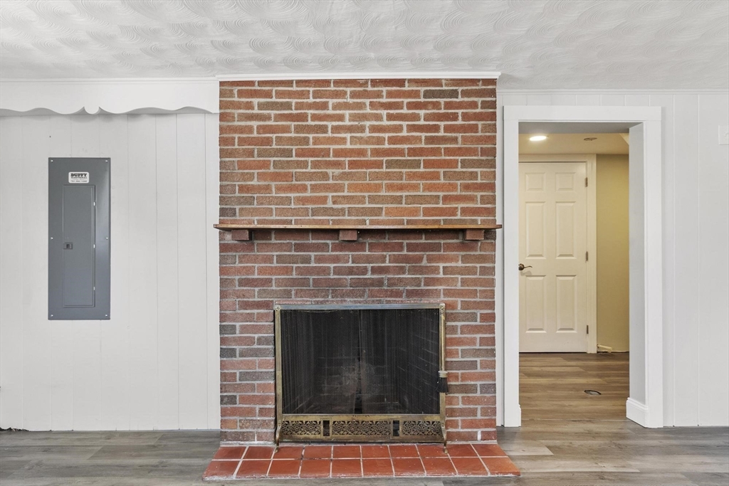 175 Jenness Street Lynn, MA 01904 - Photo 6 of 32