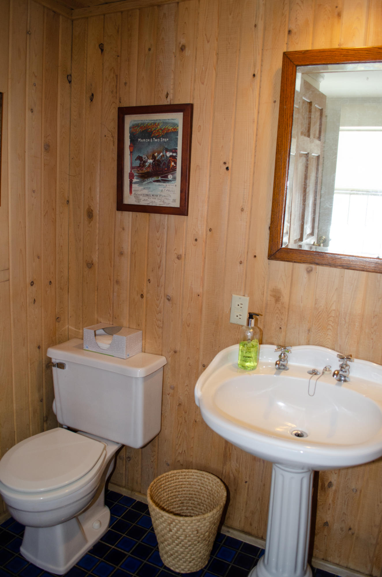 1030 Main Street Bangor, ME 04401 - Photo 16 of 27 First Floor Half Bath