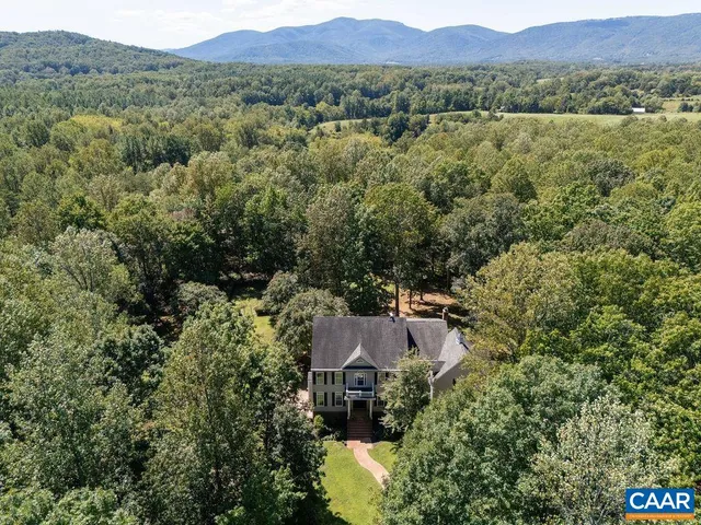 $1,225,000 | 200 Turks Mountain Trail, Afton, VA 22920