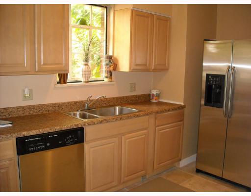 1080 Old Gate Road Blackridge, PA 15235 - Photo 5 of 14 Kitchen.