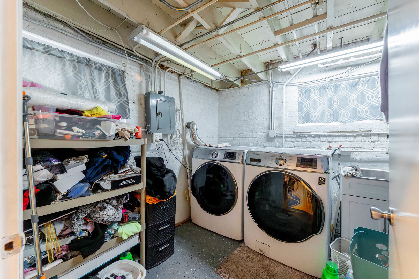 4147 Gage Avenue Lyons, IL 60534 - Photo 25 of 33 a utility room with dryer and washer