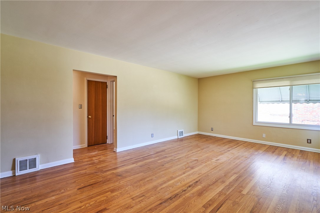 2620 Mogadore Road Akron, OH 44312 - Photo 5 of 27