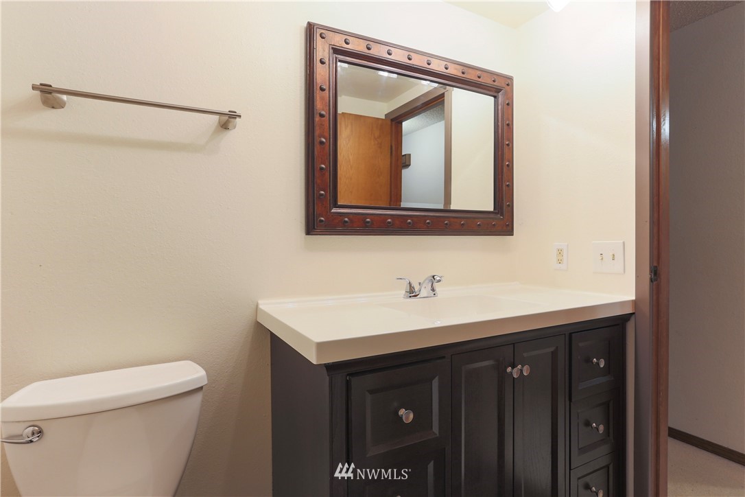 801 Duchess Road Bothell, WA 98012 - Photo 19 of 27