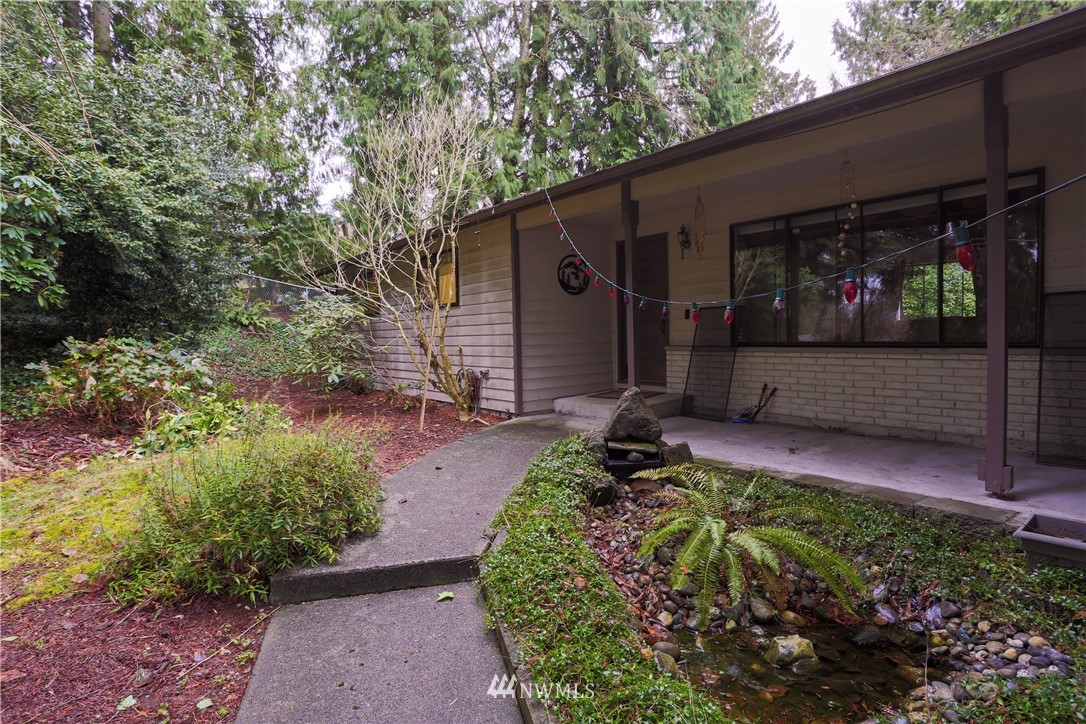 801 Duchess Road Bothell, WA 98012 - Photo 3 of 27