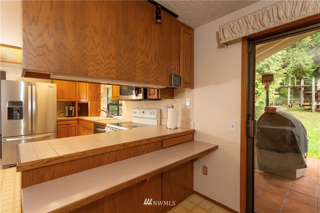 801 Duchess Road Bothell, WA 98012 - Photo 10 of 27