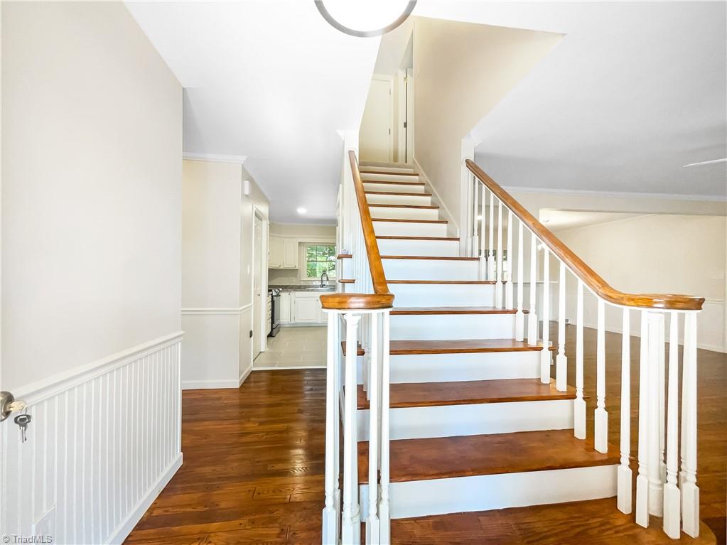 6815 Cecil Farm Road High Point, NC 27263 - Photo 6 of 25 Gallery Image 6