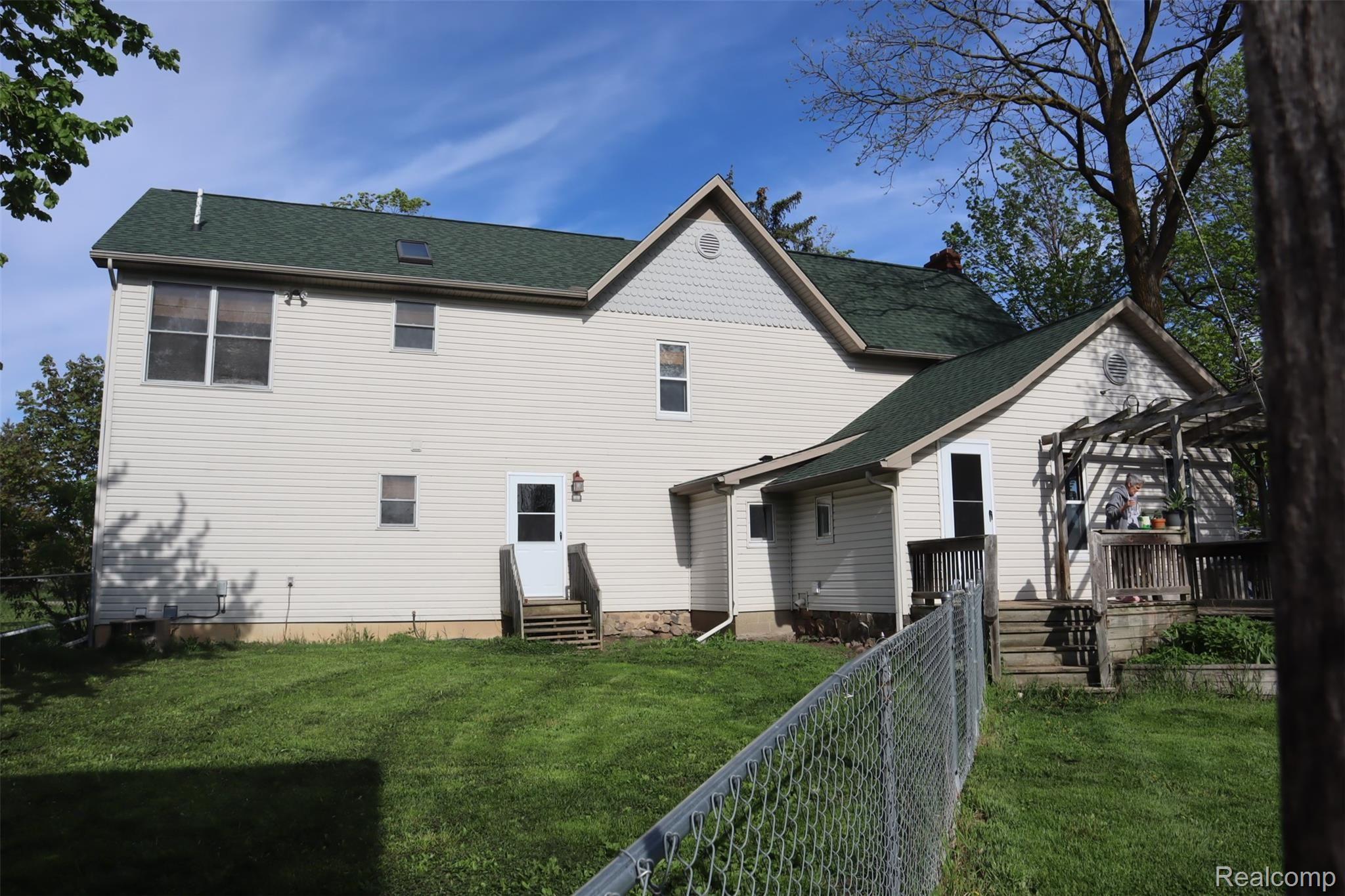 3390 North Burkhart Road Howell, MI 48855 - Photo 3 of 70 IMG_1449.JPG