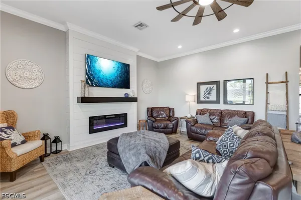 $679,900 | 3061 Scarlet Oak Place, North Fort Myers, FL 33903