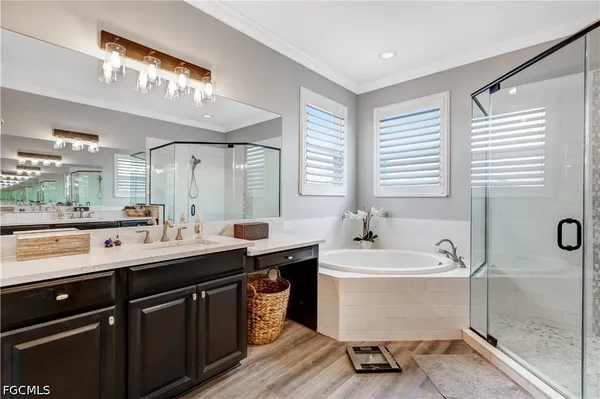 $679,900 | 3061 Scarlet Oak Place, North Fort Myers, FL 33903