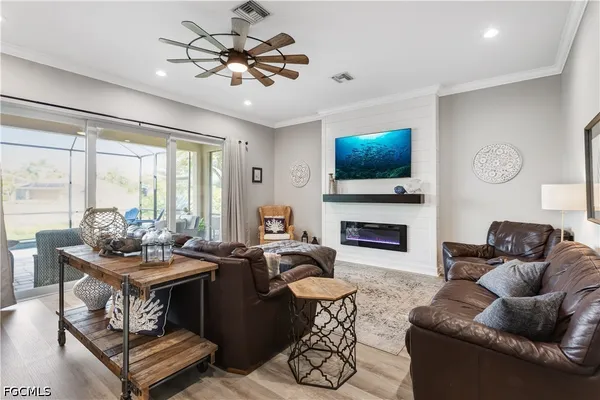 $679,900 | 3061 Scarlet Oak Place, North Fort Myers, FL 33903