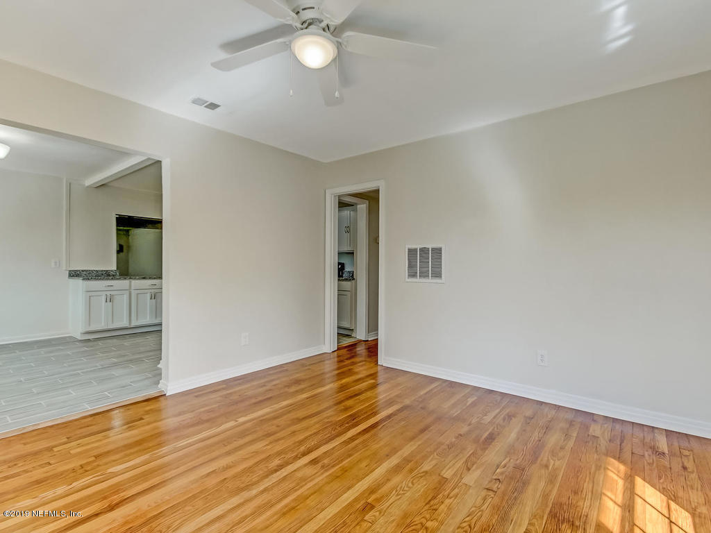 6803 May Apple Road Jacksonville, FL 32211 - Photo 13 of 61 6803 May Apple Rd Jacksonville-014-061-L