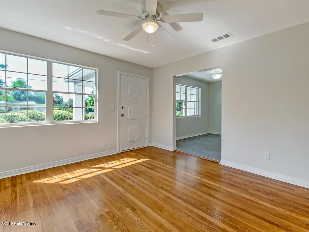 6803 May Apple Road Jacksonville, FL 32211 - Photo 14 of 61 6803 May Apple Rd Jacksonville-015-011-L