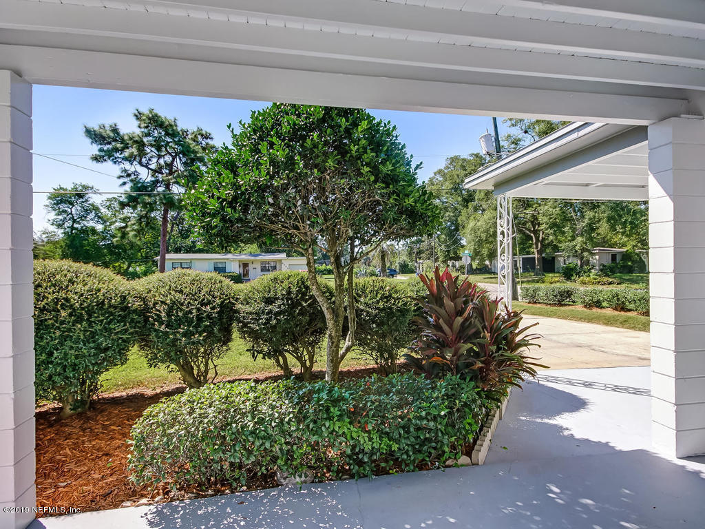 6803 May Apple Road Jacksonville, FL 32211 - Photo 9 of 61 6803 May Apple Rd Jacksonville-010-005-C
