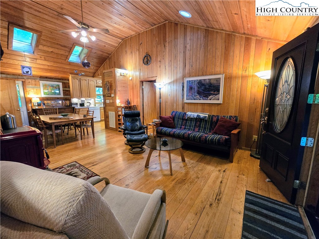 513 Calloway Road Boone, NC 28607 - Photo 3 of 43 Gallery Image 3