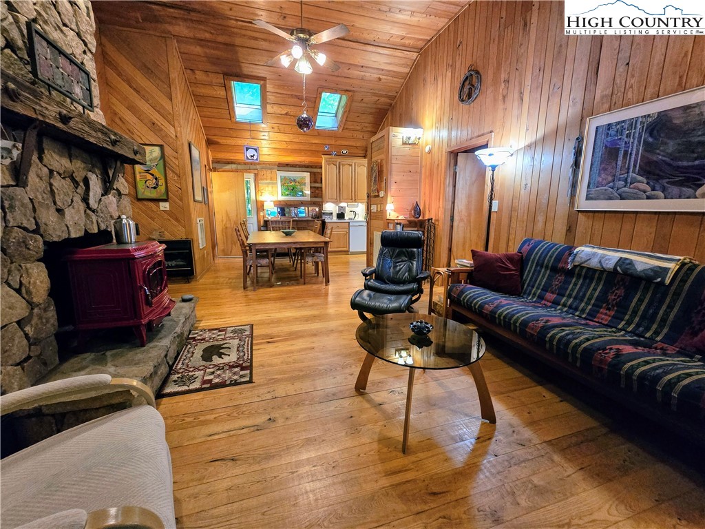 513 Calloway Road Boone, NC 28607 - Photo 4 of 43 Gallery Image 4
