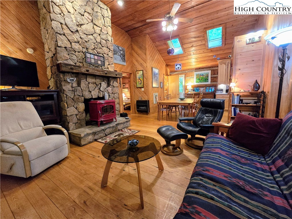 513 Calloway Road Boone, NC 28607 - Photo 5 of 43 Gallery Image 5