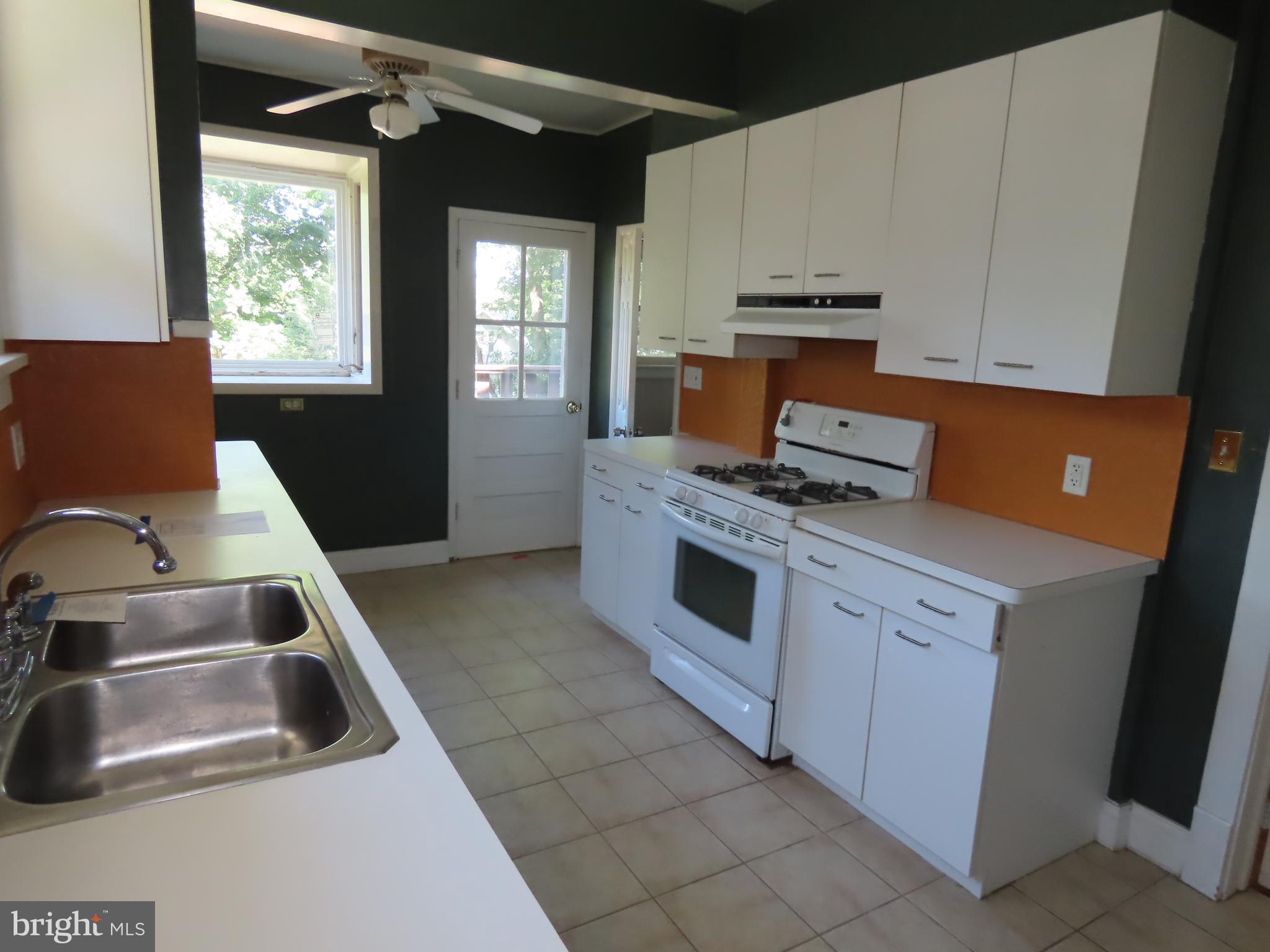 307 Marsh Road Wilmington, DE 19809 - Photo 8 of 15 Kitchen view 1